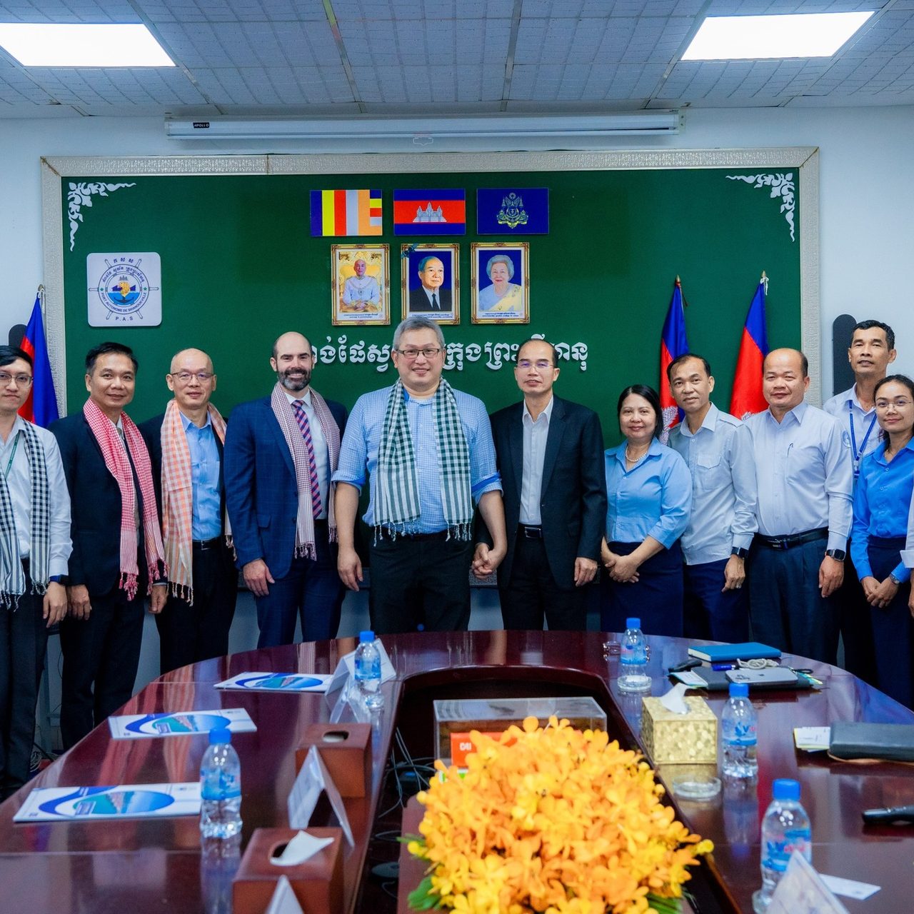 Held a discussion meeting with Evergreen Shipping Services (Cambodia) Co., Ltd