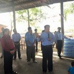 ឯកឧត្តម យន្ត មីន និងឯកឧត្តម លូ គឹមឈន់ និងលោកជំទាវ បានចុះជួយប្រជាពលរដ្ឋដែលខ្វះខាតទឹកប្រើប្រាស់នៅភូមិជម្ពូខ្មៅ ឃុំទួលទទឹង ស្រុកព្រៃនប់