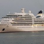 នាវាទេសចរណ៍វាទី ១១ ឈ្មោះ SEABOURN SOJOURN បានចូលចតនៅកំពង់ផែស្វយ័តក្រុងព្រះសីហនុ