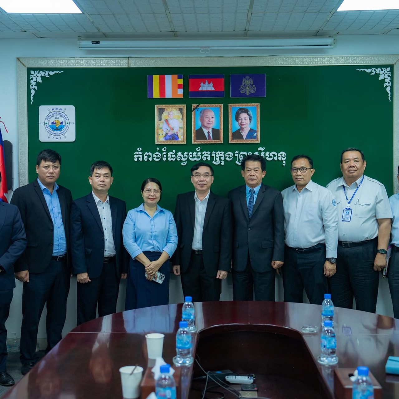 Warmly welcomed the courtesy call of His Excellency Lai Xuan Chien, Consul General of Vietnam