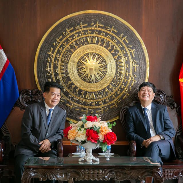 The visit to His Excellency Vu Ngoc Ly, the Consul General of Vietnam to Preah Sihanouk Province and colleagues during the celebration of the 77th Anniversary of Independence Day of Vietnam