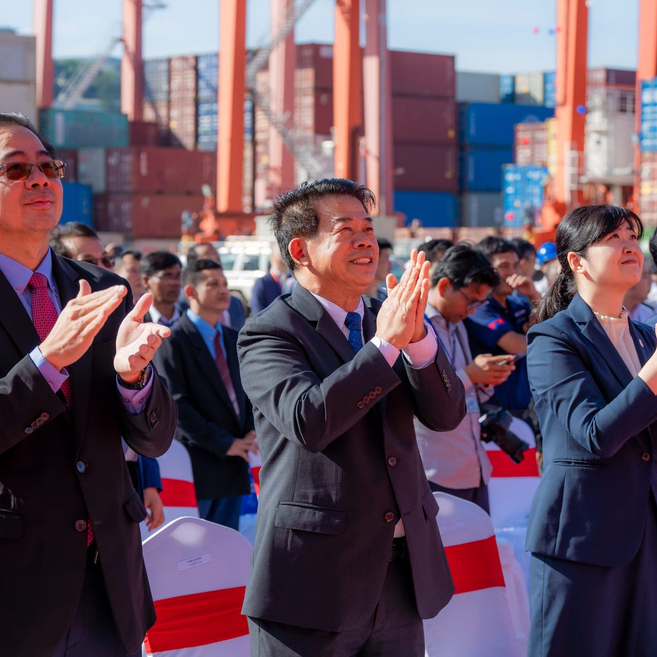 Held a celebration ceremony of achievement of container throughput in the volume of 1,000,000 TEUs