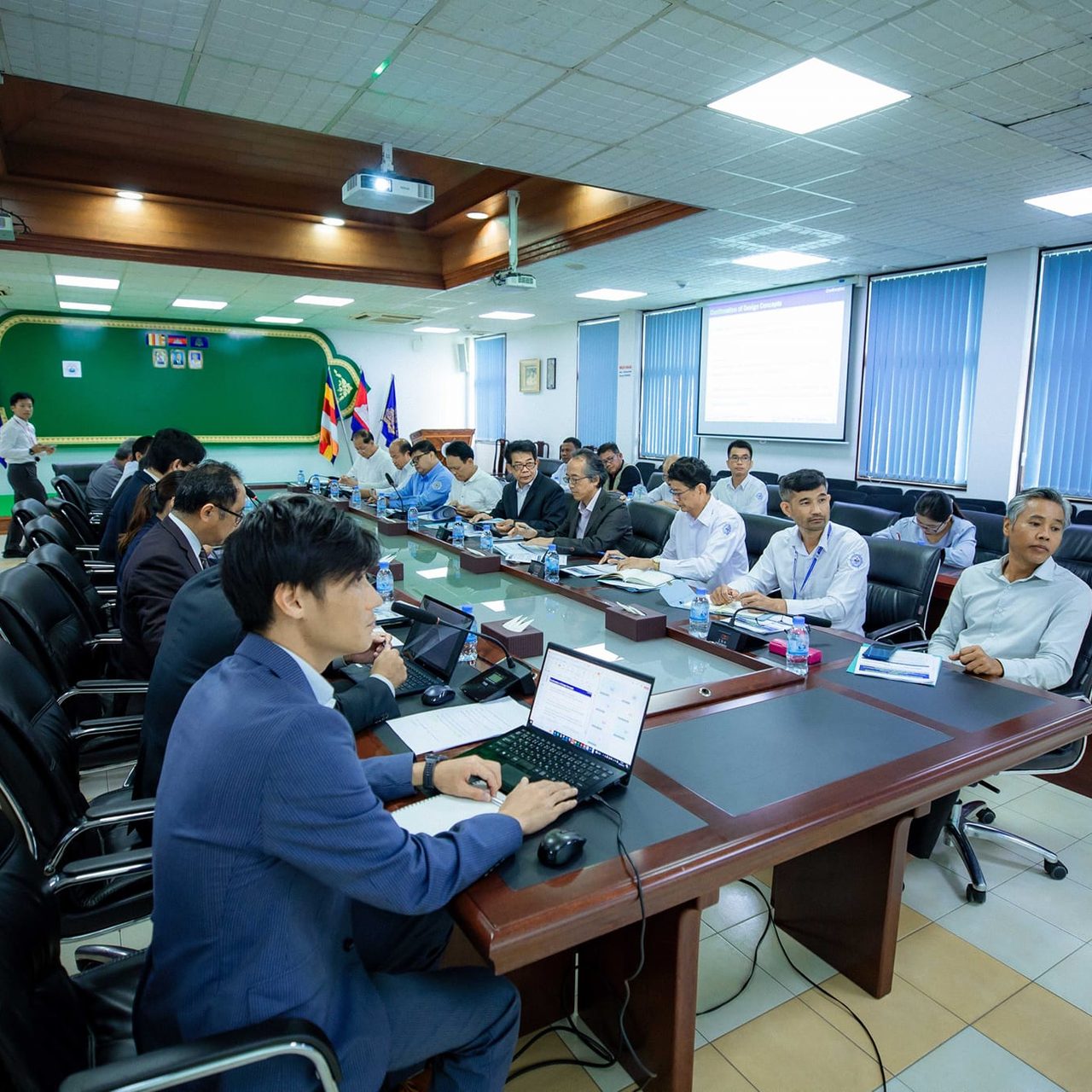 Held a discussion meeting regarding Preliminary Design Layout for New Container Terminal-Phase 2 and 3