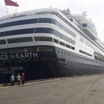 នាវាទេសចរណ៍ឈ្មោះ Pacific Eden ដែលជានាវាទី ២៨ មកពីកំពង់ផែប្រទេសសឹង្ហបូរី