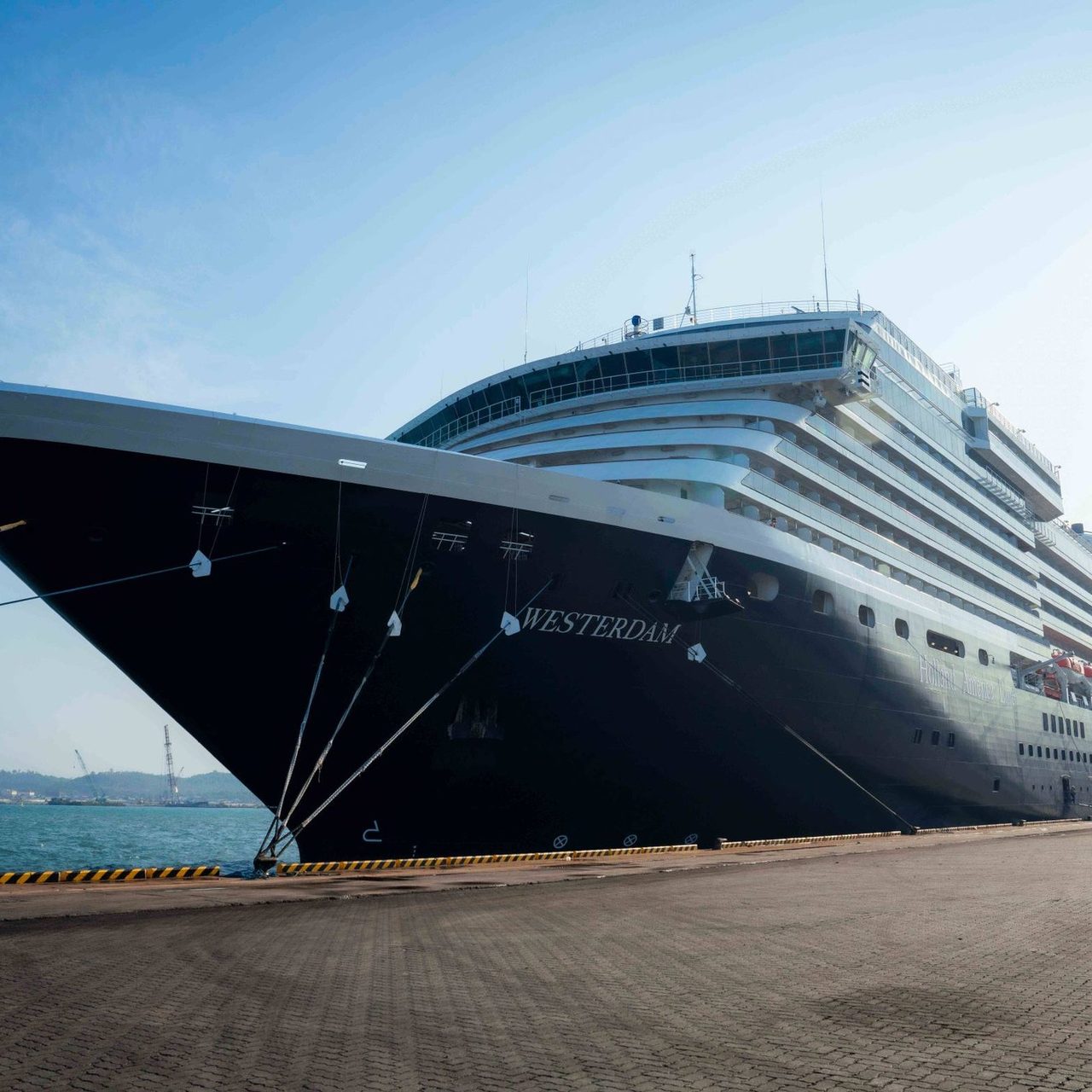 WESTERDAM cruise ship with nationality of NETHERLAND