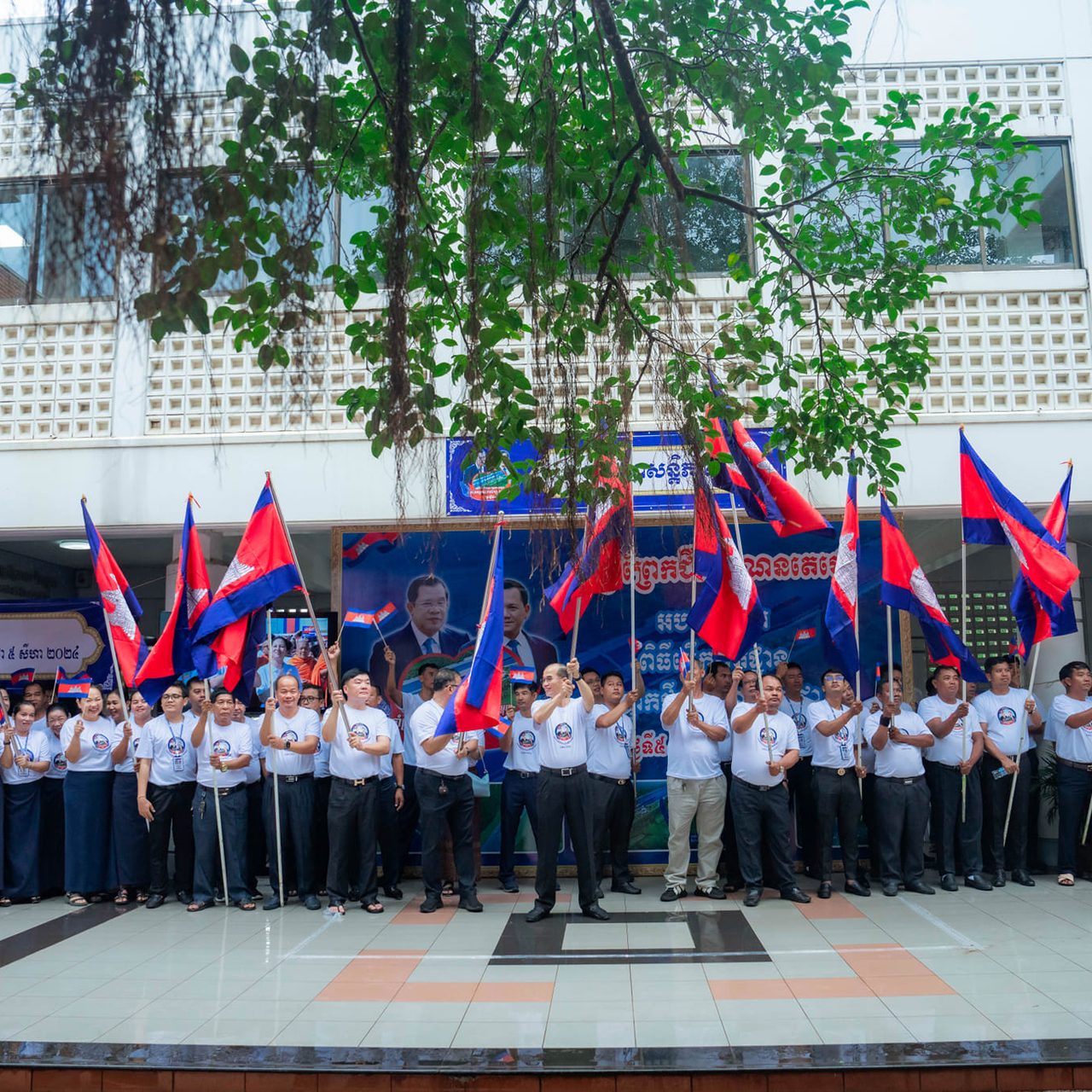 Held an opening ceremony of Funan Techo canal construction