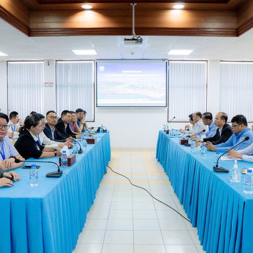 Welcoming the visiting of the Hehehui Association delegation led by Mr. Yin Liubing, Director of the 64 members Hehehui Entrepreneur Club to learn about the state of trade