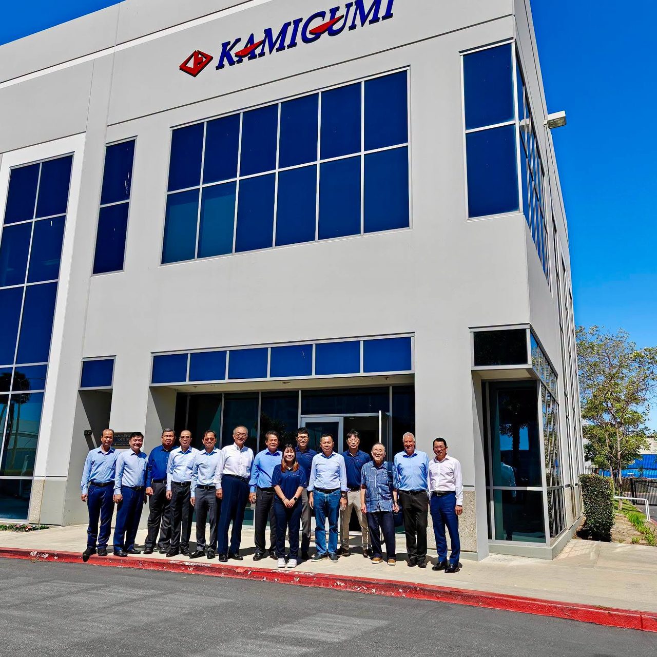 Held discussion meeting with Mr. Hiroaki Nakashima, President of Kamigumi USA Inc