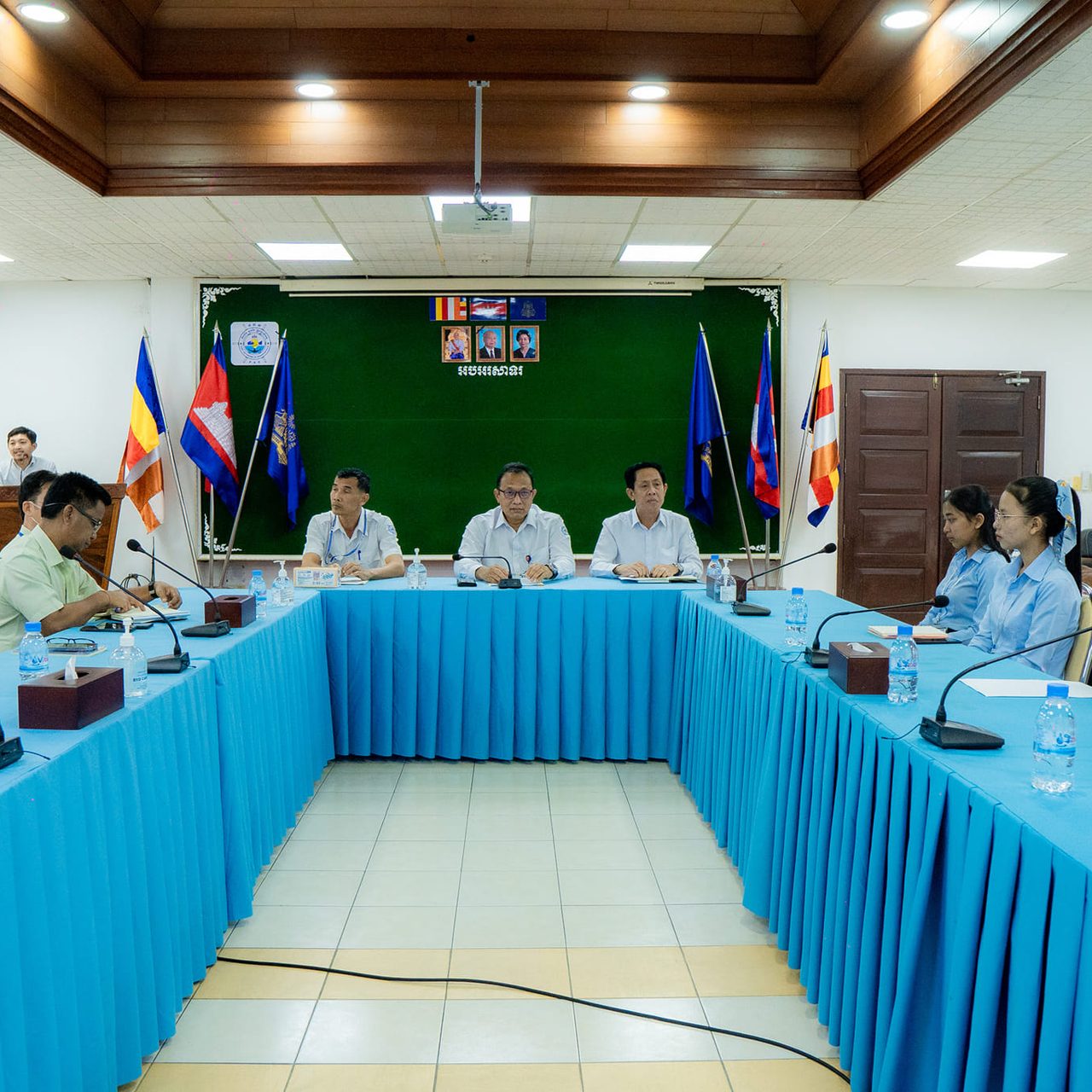 Welcomed an internship visit of 31 students from Techo Sen Institute of Public Works and Transport at PAS to study PAS`s flow of operation, progress and developments