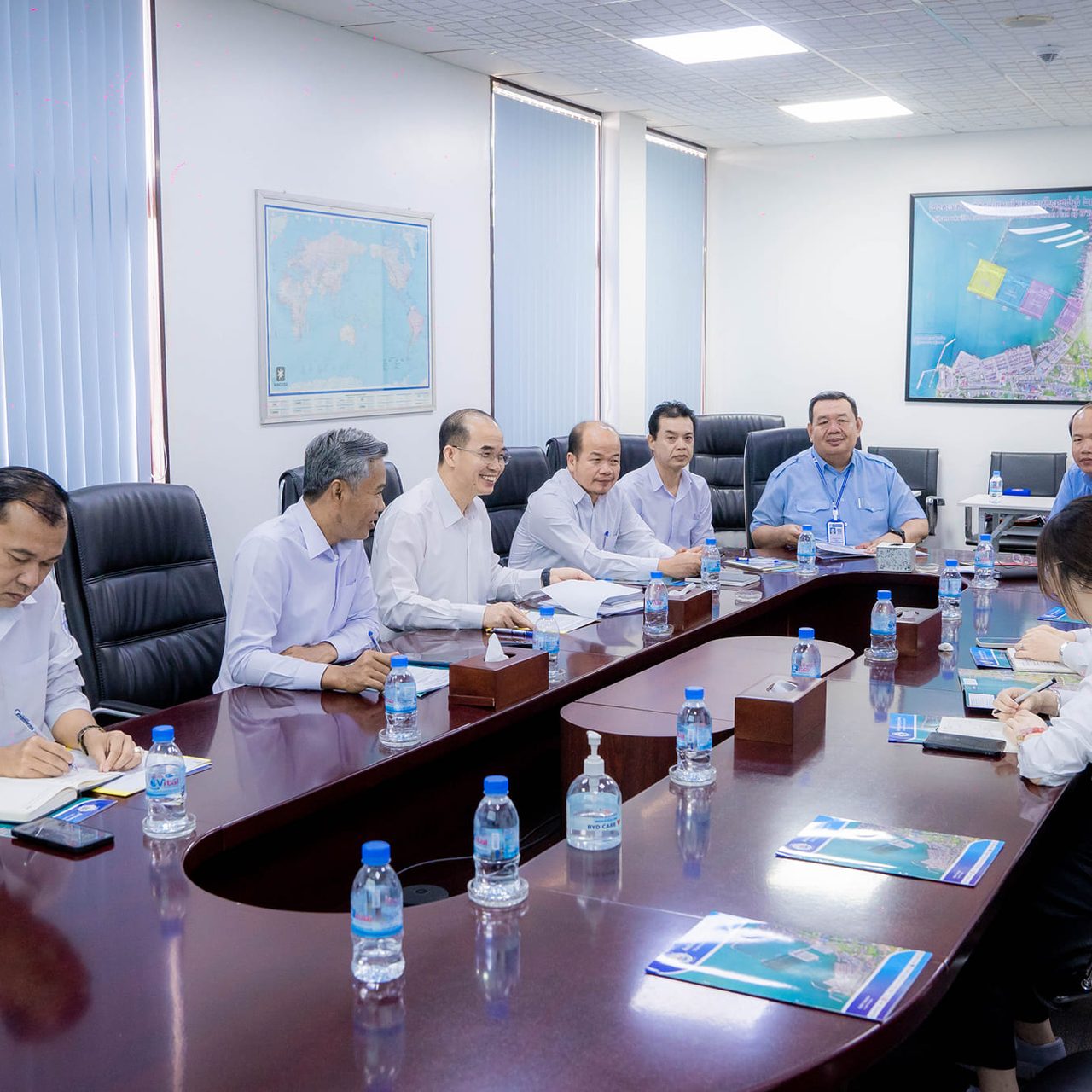 Held a discussion meeting with Sihanoukville Special Economic Zone Co., Ltd regarding trade cooperation