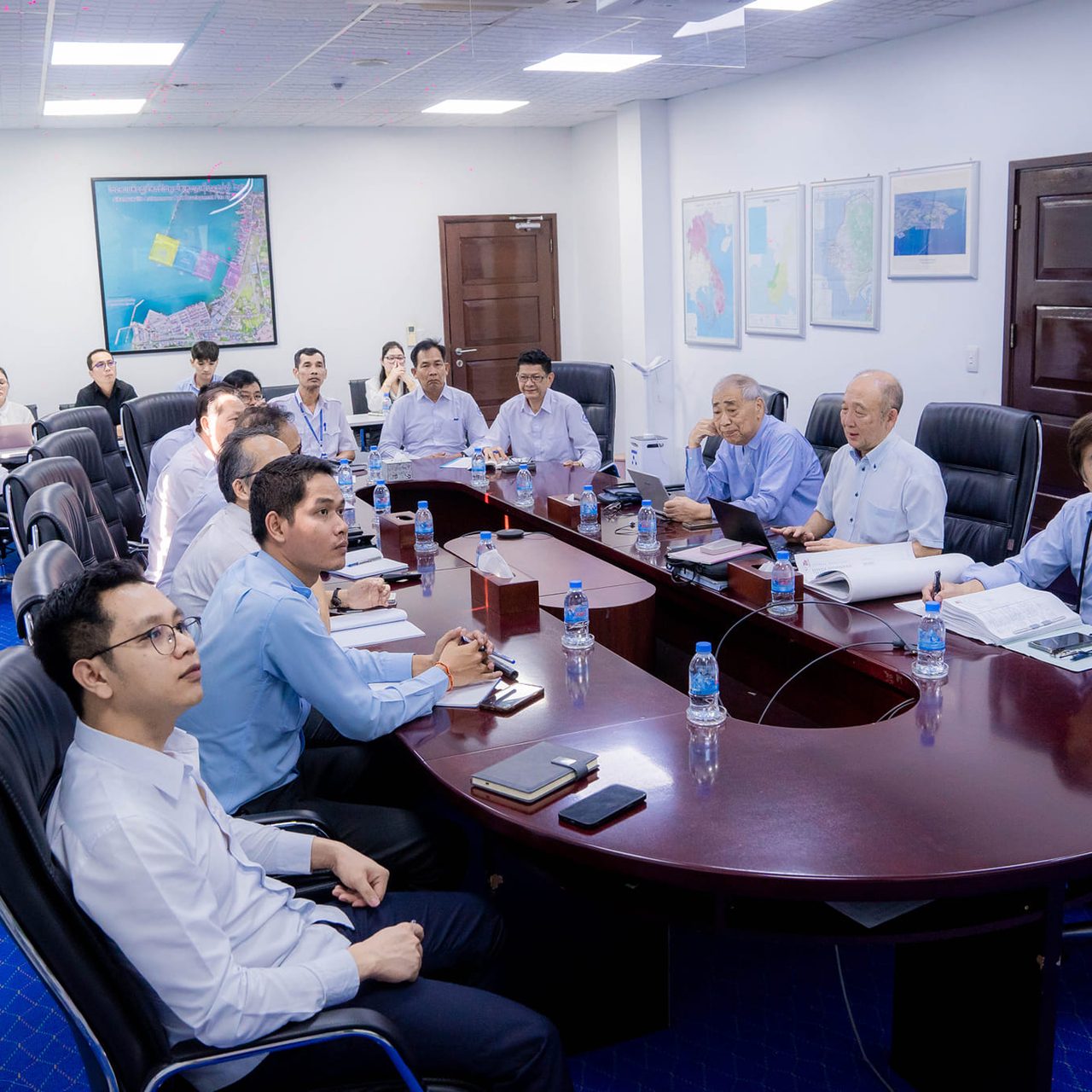 Held a discussion meeting regarding layout of new VTS building and technical specifications of antenna system of Vessel Traffic System