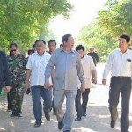 ឯកឧត្តមនាយឧត្តមសេនីយ៍ បណ្ឌិត គន់ គីម រួមដំណើរដោយឯកឧត្តម លូ គឹមឈន់ បានជួបសំណេះសំណាលជាមួយបងប្អូនអតីតយុទ្ធជន និងគ្រូនិវត្តជន