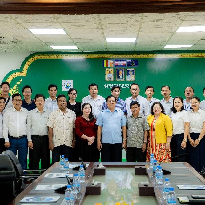 Welcomed a visit of 23 delegates from Bark Liv Province, the People’s Republic of Vietnam, led by Mr. Tra Trongyong