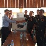 ឯកឧត្ដម លូ គឹមឈន់ និងលោកជំទាវ បានឧបត្ថម្ភនូវ ម៉ាស៊ីុនកុំព្យូទ័រ និងម៉ាស៊ីុន ព្រីនធ័រគូល័រ ជូនអង្គភាពតំបន់ប្រតិបត្តិការសឹករង ខេត្តព្រះសីហនុ