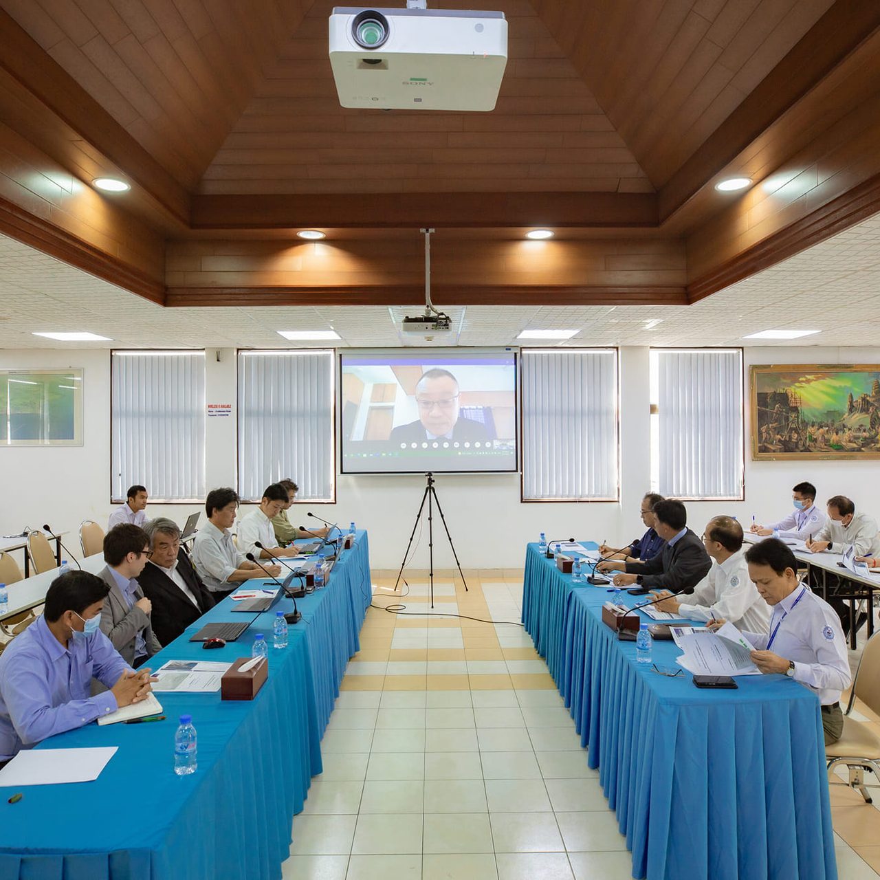 Held a meeting regarding the commencement of renovation of general cargo terminal into a 253-meter container terminal