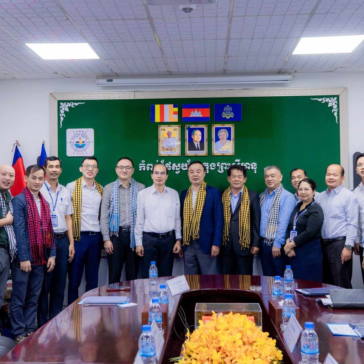 Held a discussion meeting with COSCO Shipping Line Cambodia Co., Ltd