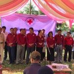 ឯកឧត្តម លូ គឹមឈន់ និងលោកជំទាវ បាននាំយកអំណោយសម្តេចគតិព្រឹទ្ធបណ្ឌិត ផ្តល់ជូនបងប្អូនប្រជាពលរដ្ឋដែលជួបការលំបាក