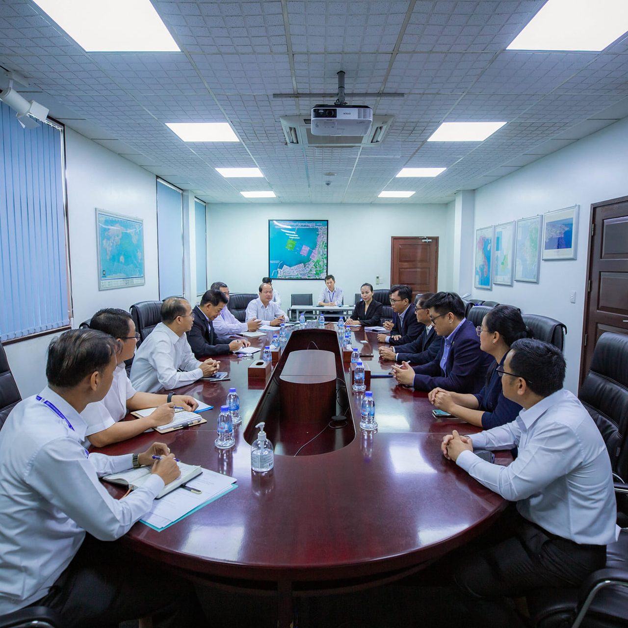 Held a discussion meeting with FTB Bank Working Team