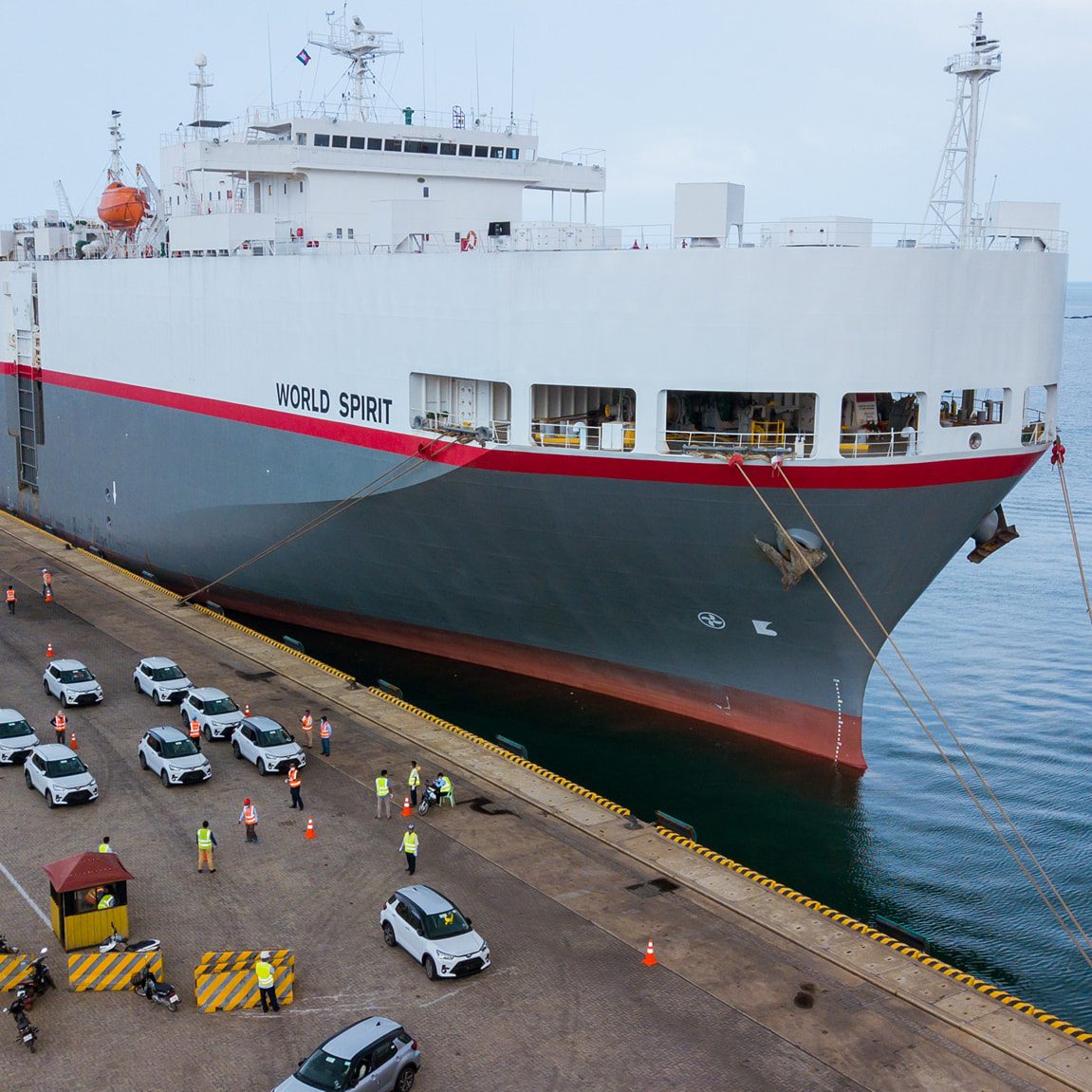 Welcome the arrival of M/V World Spirit, a RORO wheeled carrier that is a new historical and first event for which Toyota (Cambodia) Co. Ltd