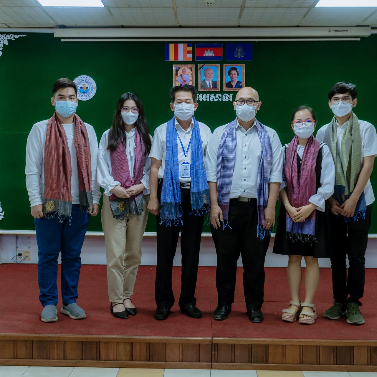 ការទទួលស្វាគមន៍ដំណើរទស្សនកិច្ចសិក្សា របស់ក្រុមនិស្សិត CFA (Certified Financial Analyst) ដឹកនាំដោយ Prof. Varabott Ho ដែលមានការចូលរួមពីក្រុមនិស្សិតចំនួន ១៦រូប មកពីសាកលវិទ្យាល័យចំនួន៤