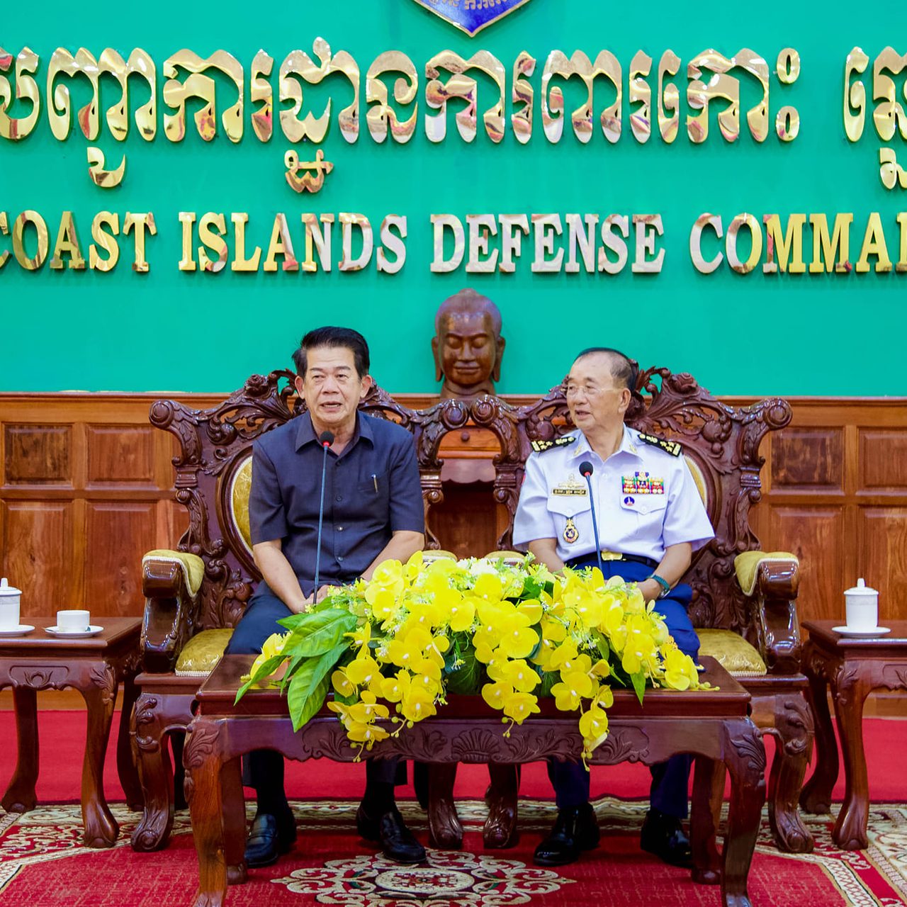 ពិធីជួបសំណេះសំណាល សាកសួរសុខទុក្ខ នាយនាវី នាយនាវីរង និងពលនាវី នៅបញ្ជាការរដ្ឋាការពារកោះឆ្នេរ លេខ ៣១ ក្នុងឱកាសពិធីបុណ្យភ្ជុំបិណ្ឌ ដែលនឹងឈានចូលមកដល់នាពេលខាងមុខ