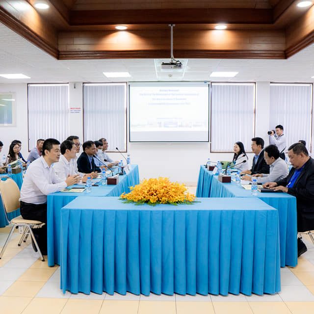 PAS Management Team, welcomed the visit of Delegation of 62 Managements and Services Servants of General Secretariat of the Royal Academy of Cambodia, led by H.E Dr. Yang Peou